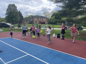 Read more about the article Extras Insider Tennis Edition – by Clara Vasey